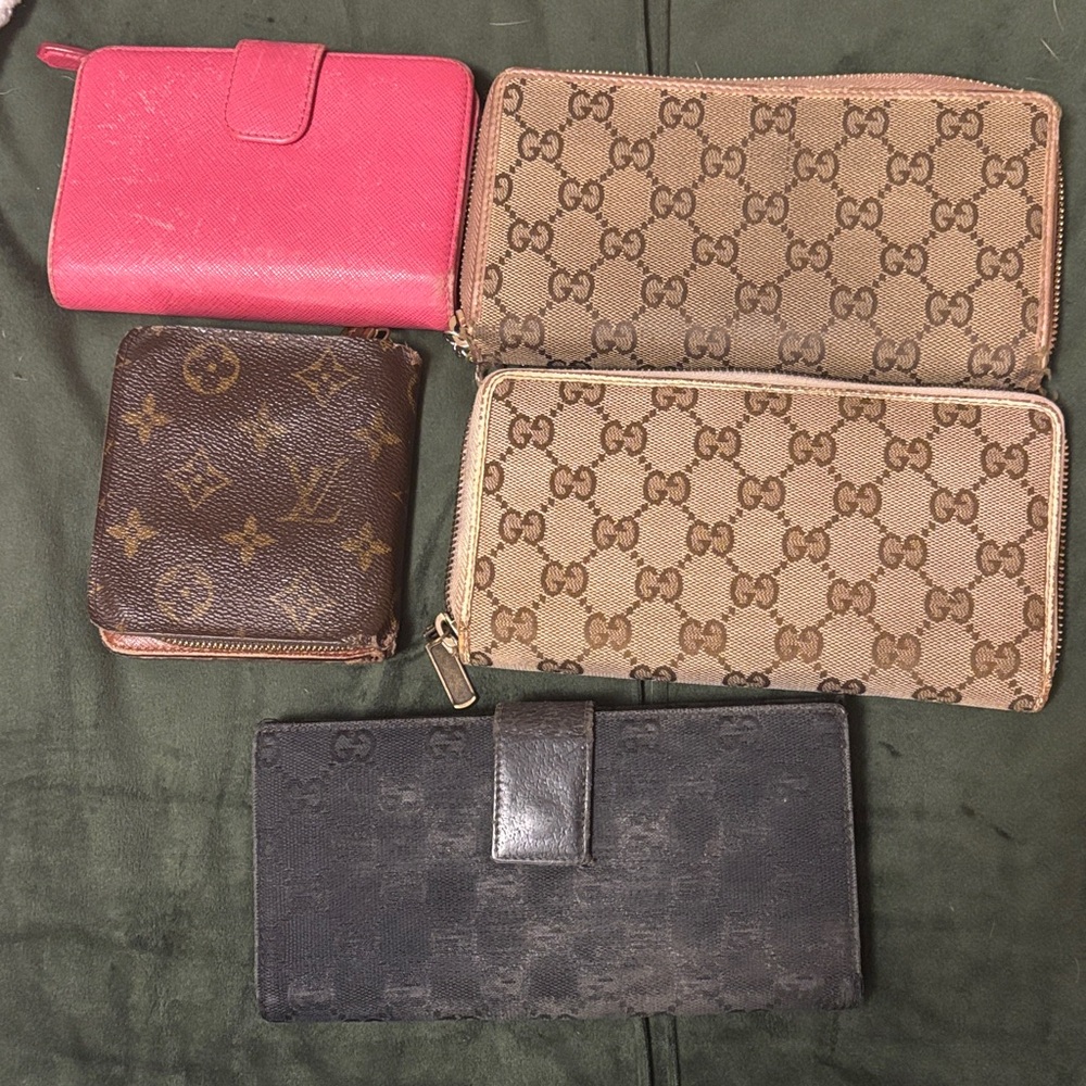 Luxury Wallet Collection - Picture 2 of 2
